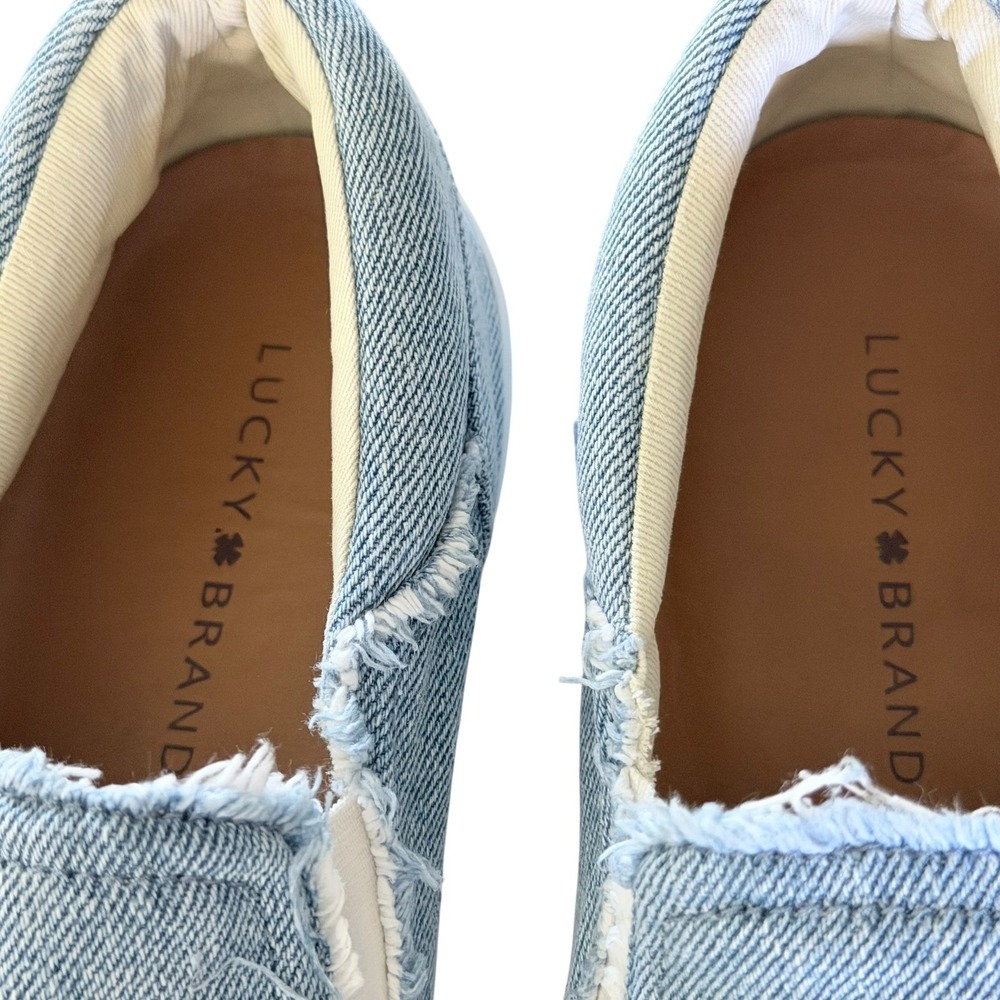 Lucky Brand Denim Slip On Sneakers Light Wash Frayed Distressed Shoes Women's 9M - Picture 2 of 8